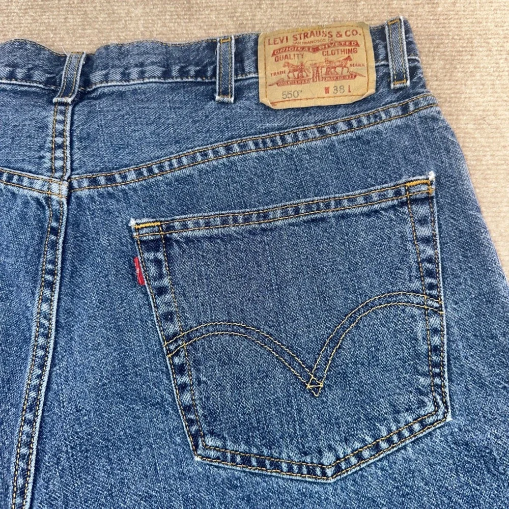 Levis 550 Relaxed Fit Denim Shorts Mens 38 Blue Medium Wash Cotton 6080